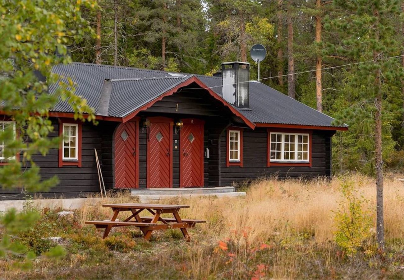 House in Sälen - Cozy couple's cottage near Hundfjället's ski resort.