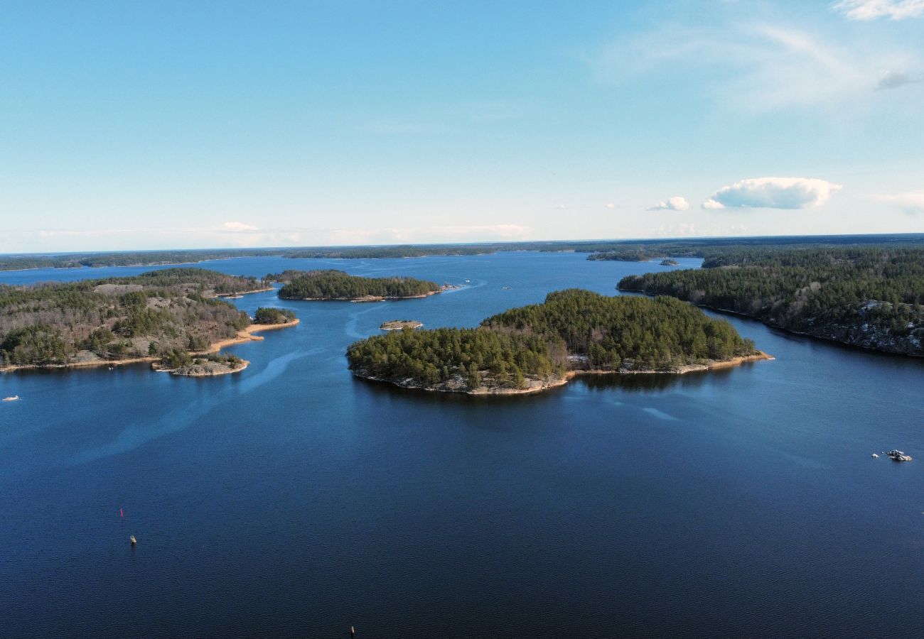 House in Blankaholm - Dream holiday on the water in the middle of the archipelago