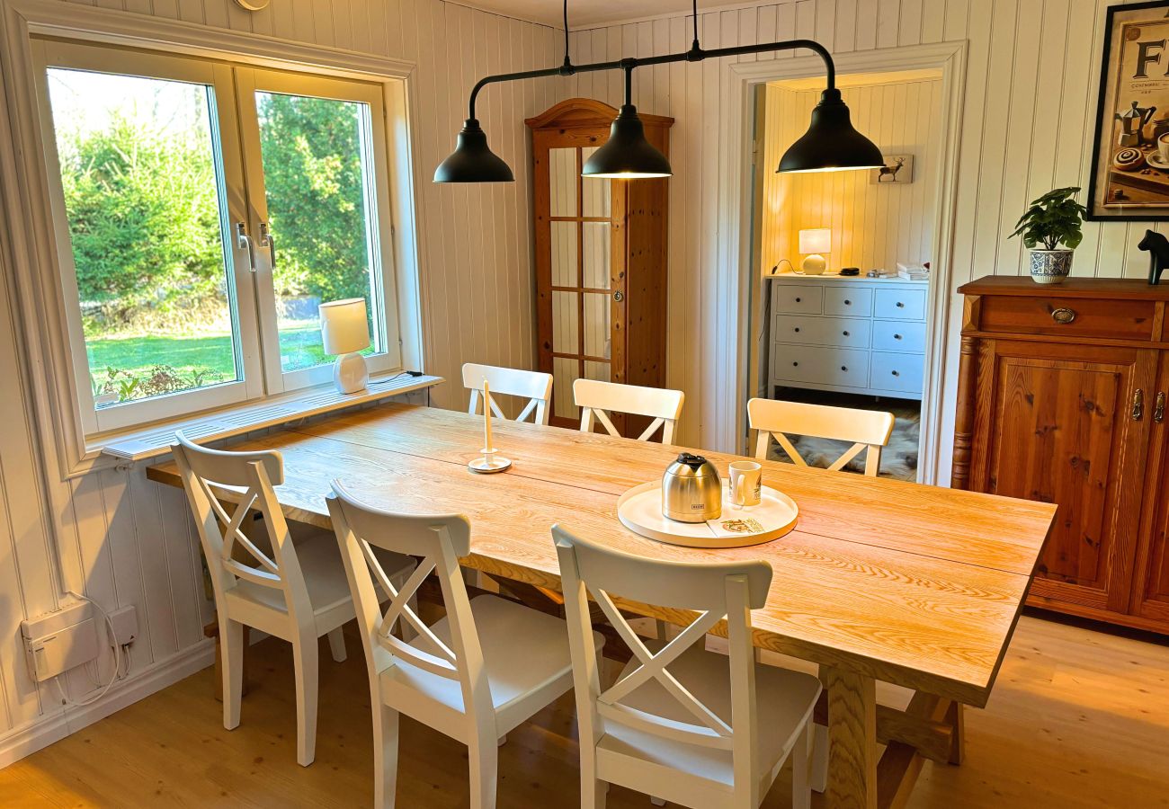 House in Alsterbro - Holiday with lake location, boat, sauna