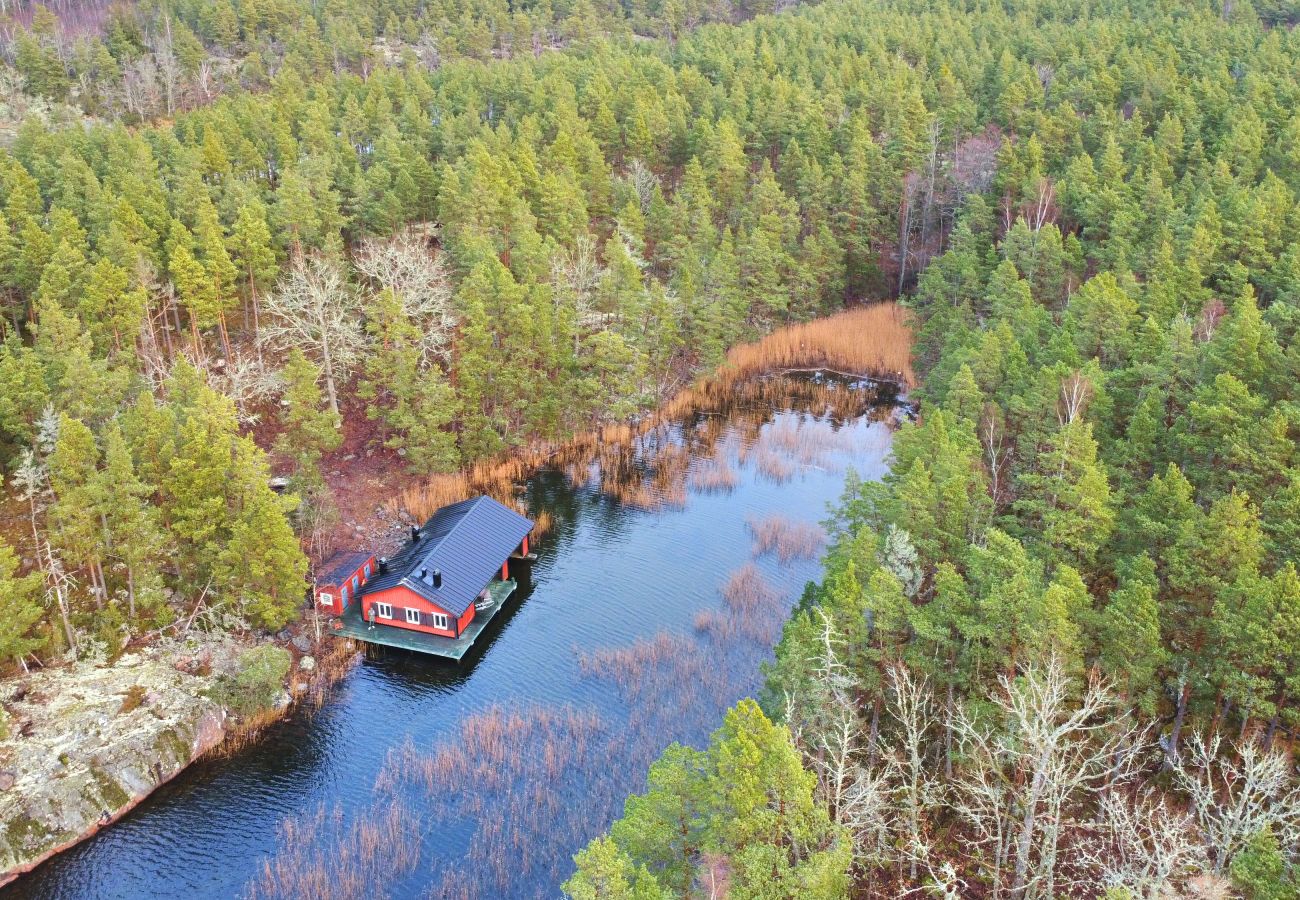 House in Figeholm - Unique adventure in the middle of the archipelago