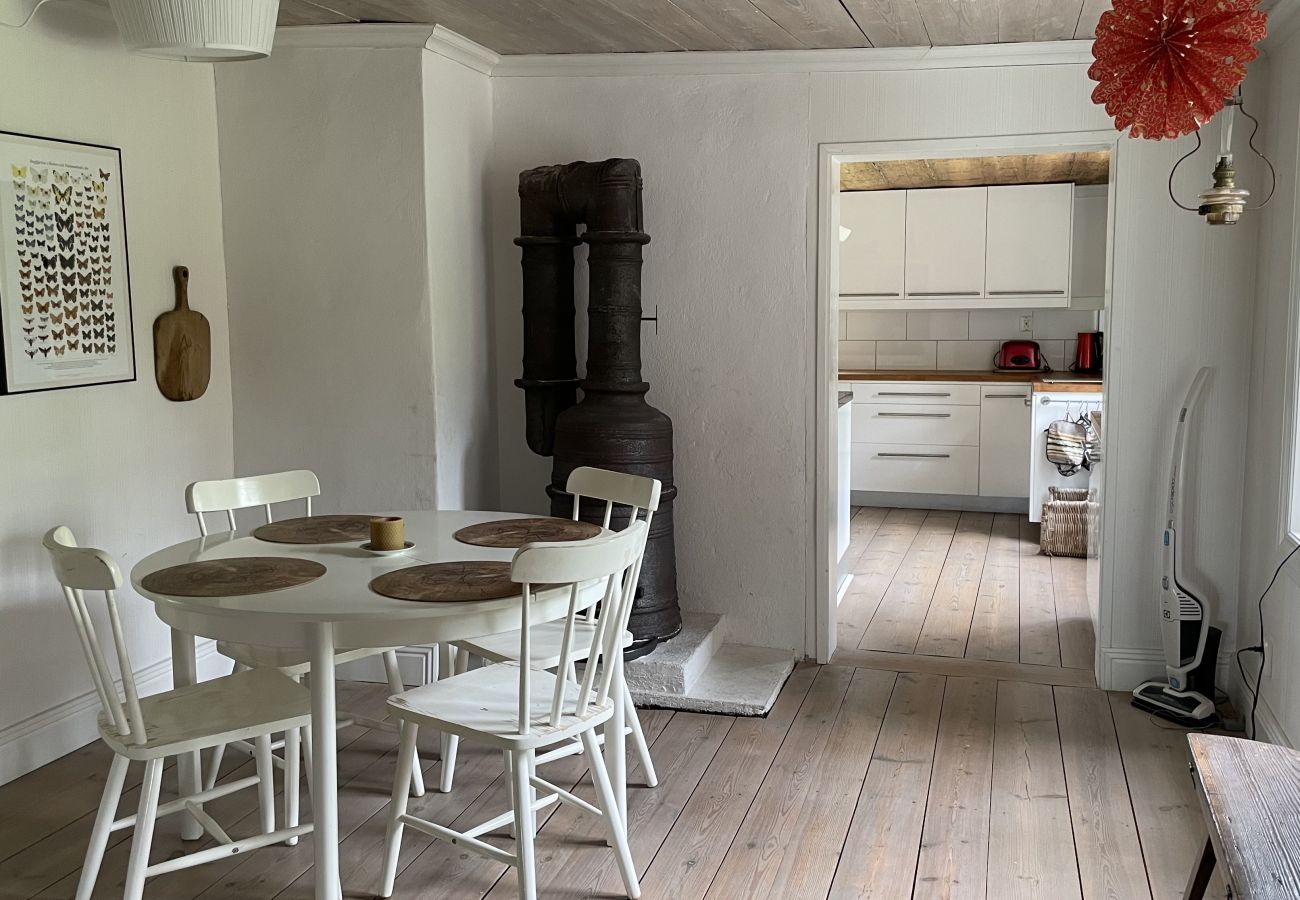 House in Kopparberg - Cozy family-friendly holiday home in Bergslagen, perfect for holidays and relaxation!