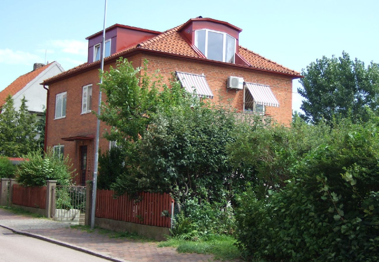 Lägenhet i Helsingborg - Helsingborg - Läcker takvåning i villa med promenadavstånd till centrum