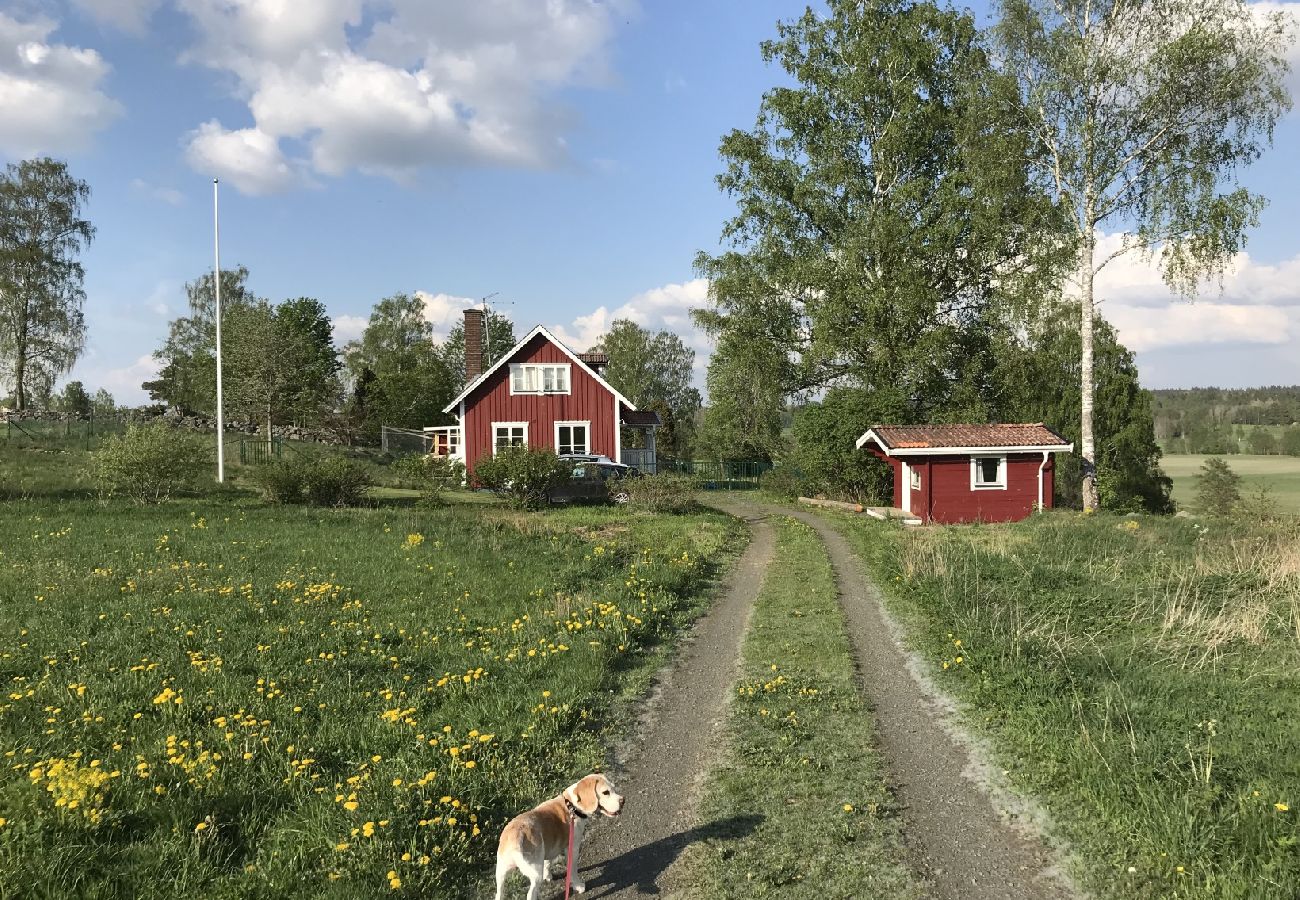 Stuga i Lekeryd - Semester nära Vättern naturskönt på landsbygden