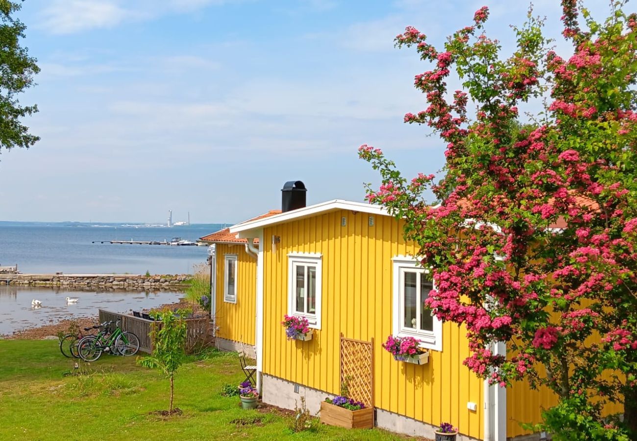 Stuga i Sturkö - Härlig stuga direkt vid havet i Blekinge