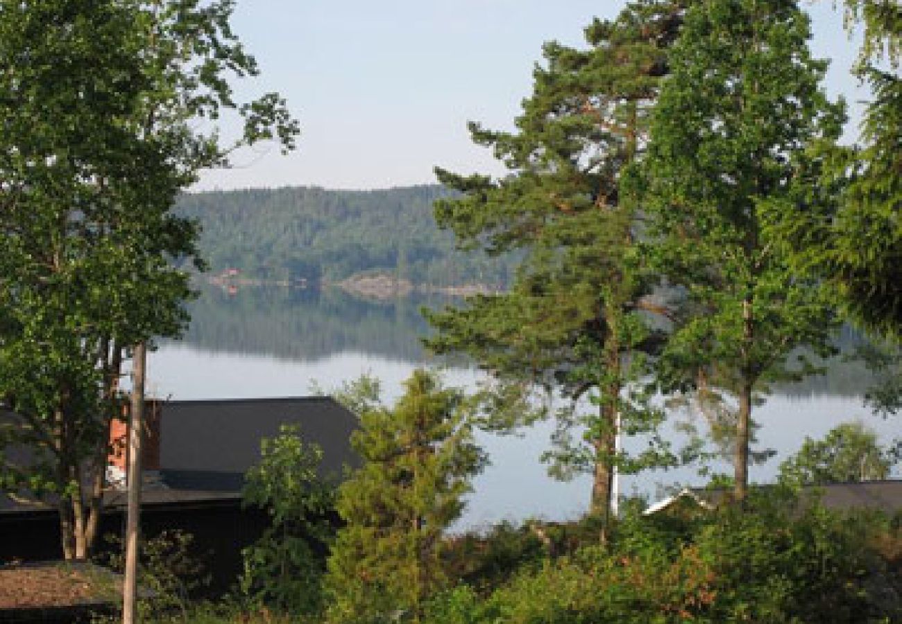 Stuga i Dals Långed - Semester vid sjön i Dalsland