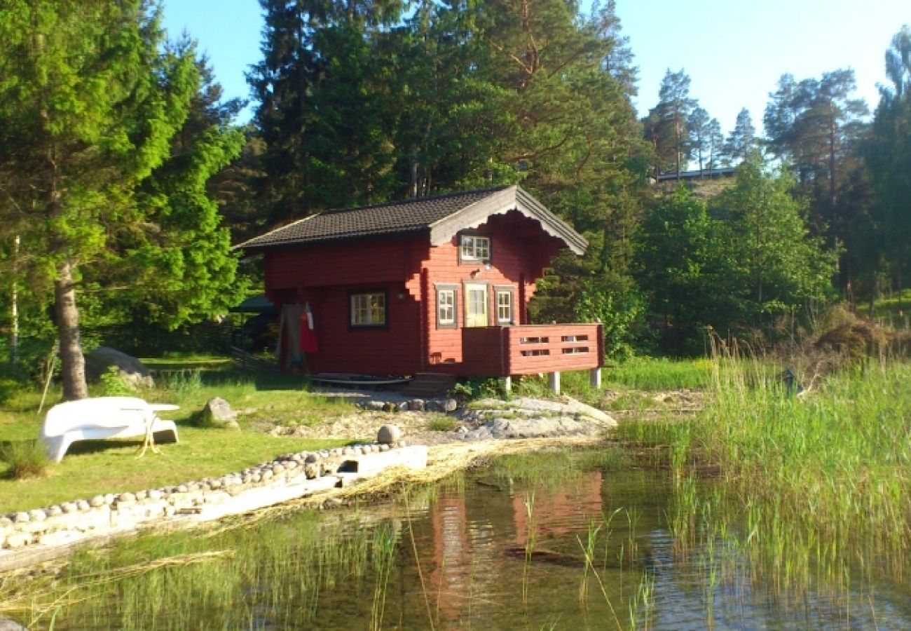 Stuga i Muskö - Sjöstuga/ sjötomt på Muskö