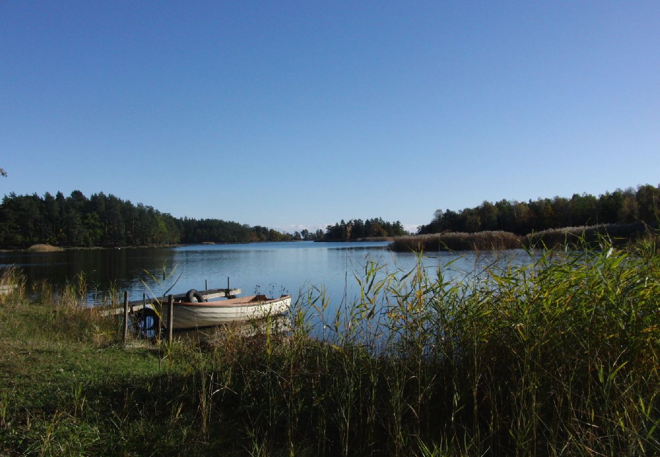 Stuga i Ålem - Semester vid havet med massor av utrymme och solterrass