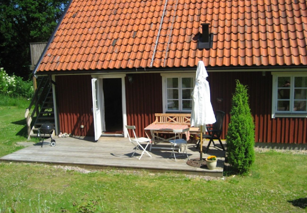 Stuga i Hörby - Mysig stuga nära Kvesarumssjön