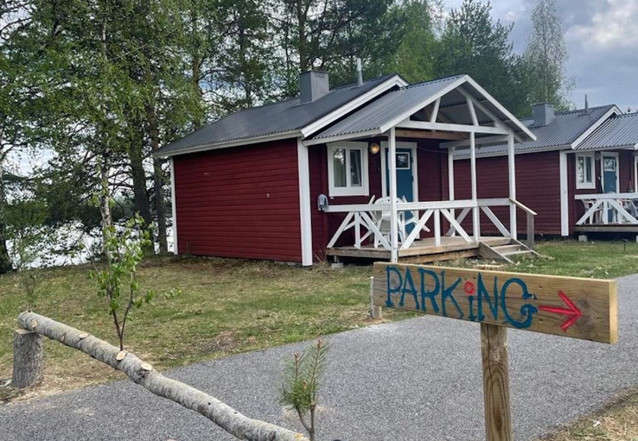 Stuga i Gargnäs - Mysig stuga vid sjön i Lappland