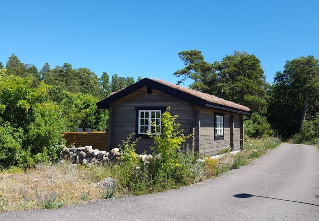 Stuga i Löttorp - Unikt boende vid havet på norra Öland