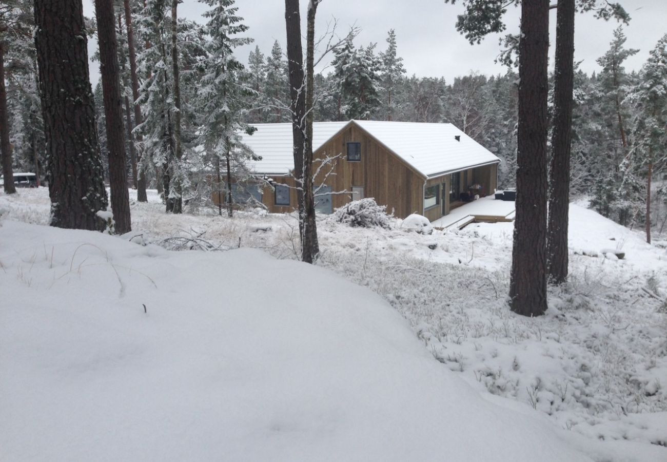 Stuga i Ingarö - Privat hus med havsutsikt, nära Stockholm