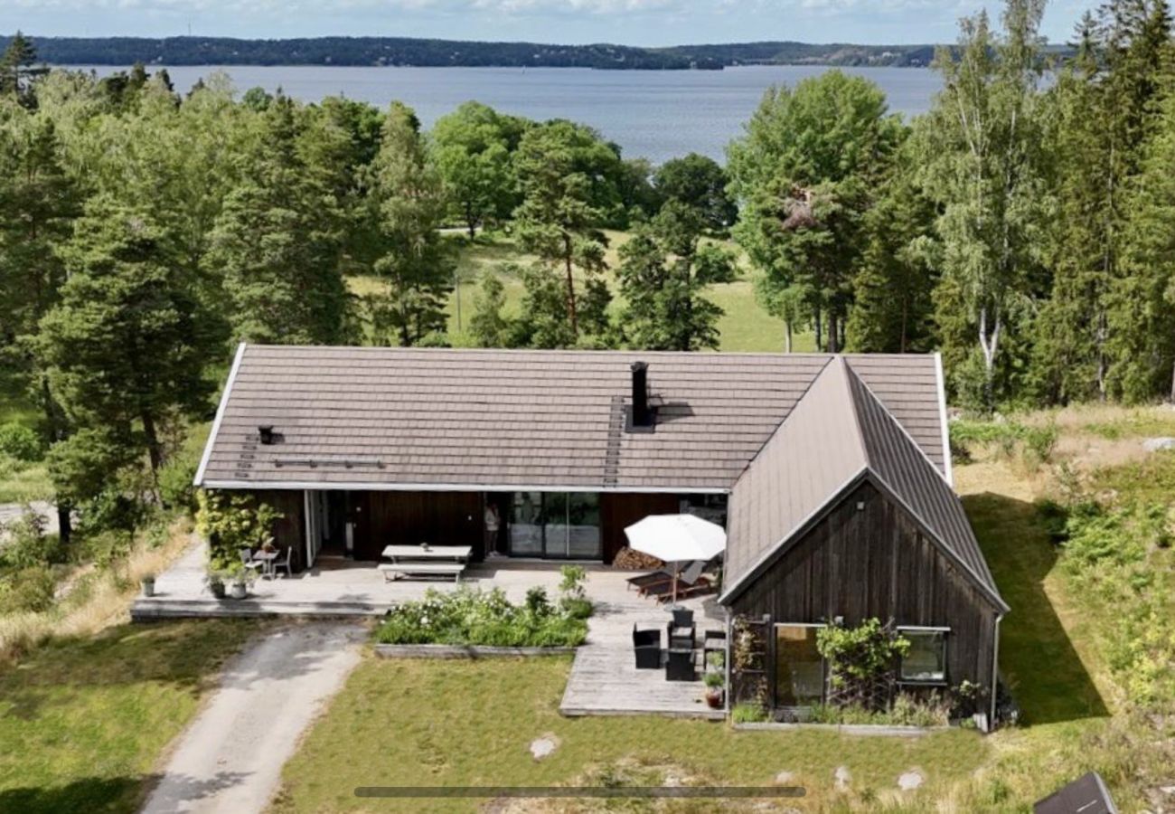 Stuga i Ingarö - Privat hus med havsutsikt, nära Stockholm