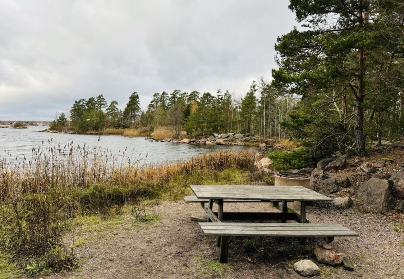 Stuga i Figeholm - Stuga i Figeholms skärgård