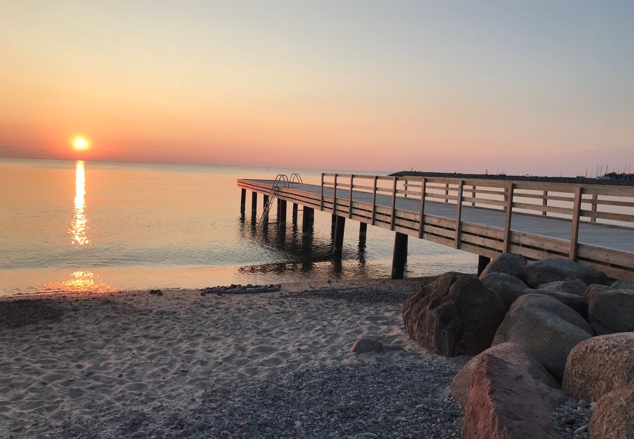 Stuga i Löttorp - Underbar stugsemester vid havet på Öland i Byxelkrok